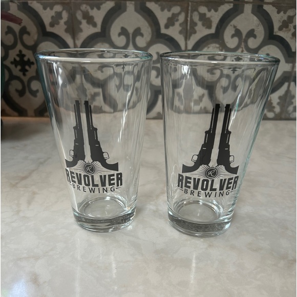 REVOLVER BREWING COMPANY PINT GLASSES-SET OF 2 - Picture 1 of 3